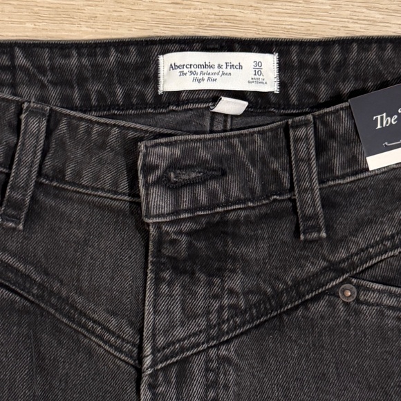 Abercrombie jeans - Picture 2 of 2